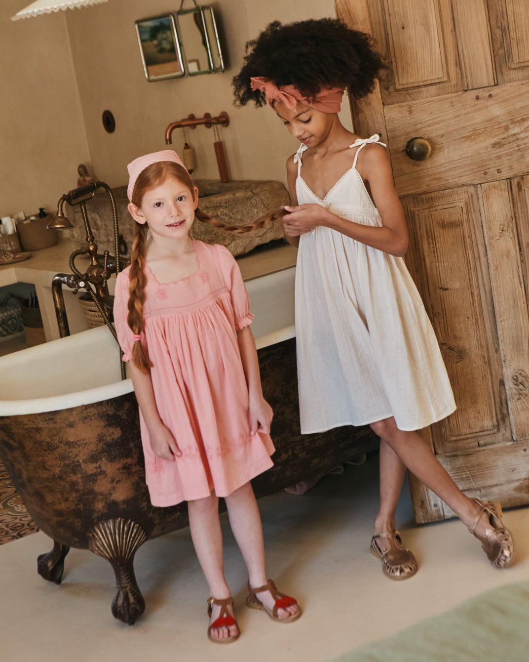 Robe - Brodée texturée rose