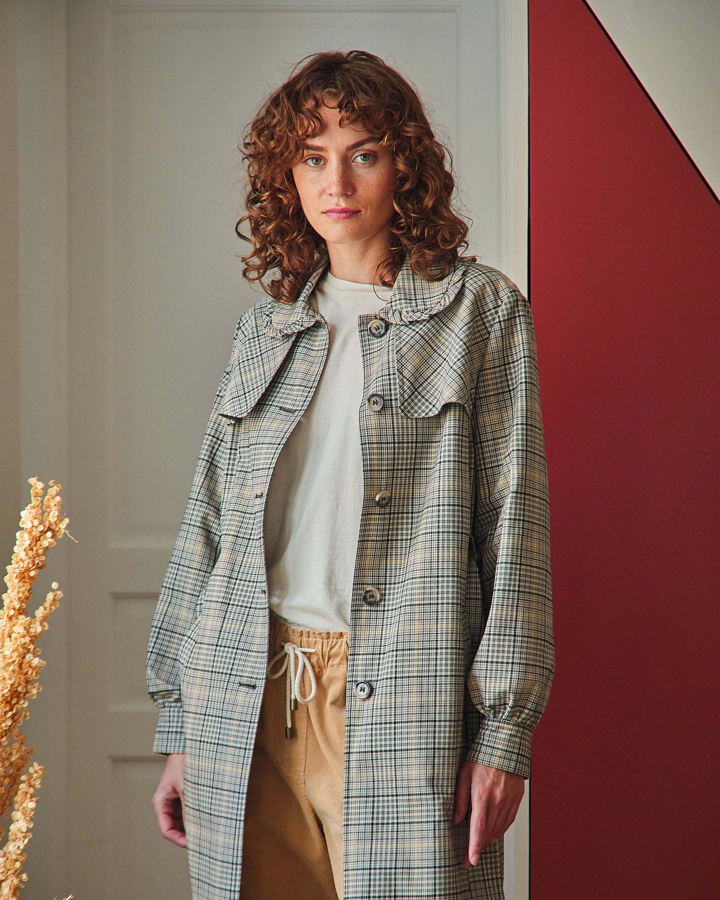 Trench coat Prince de Galles noir et beige
