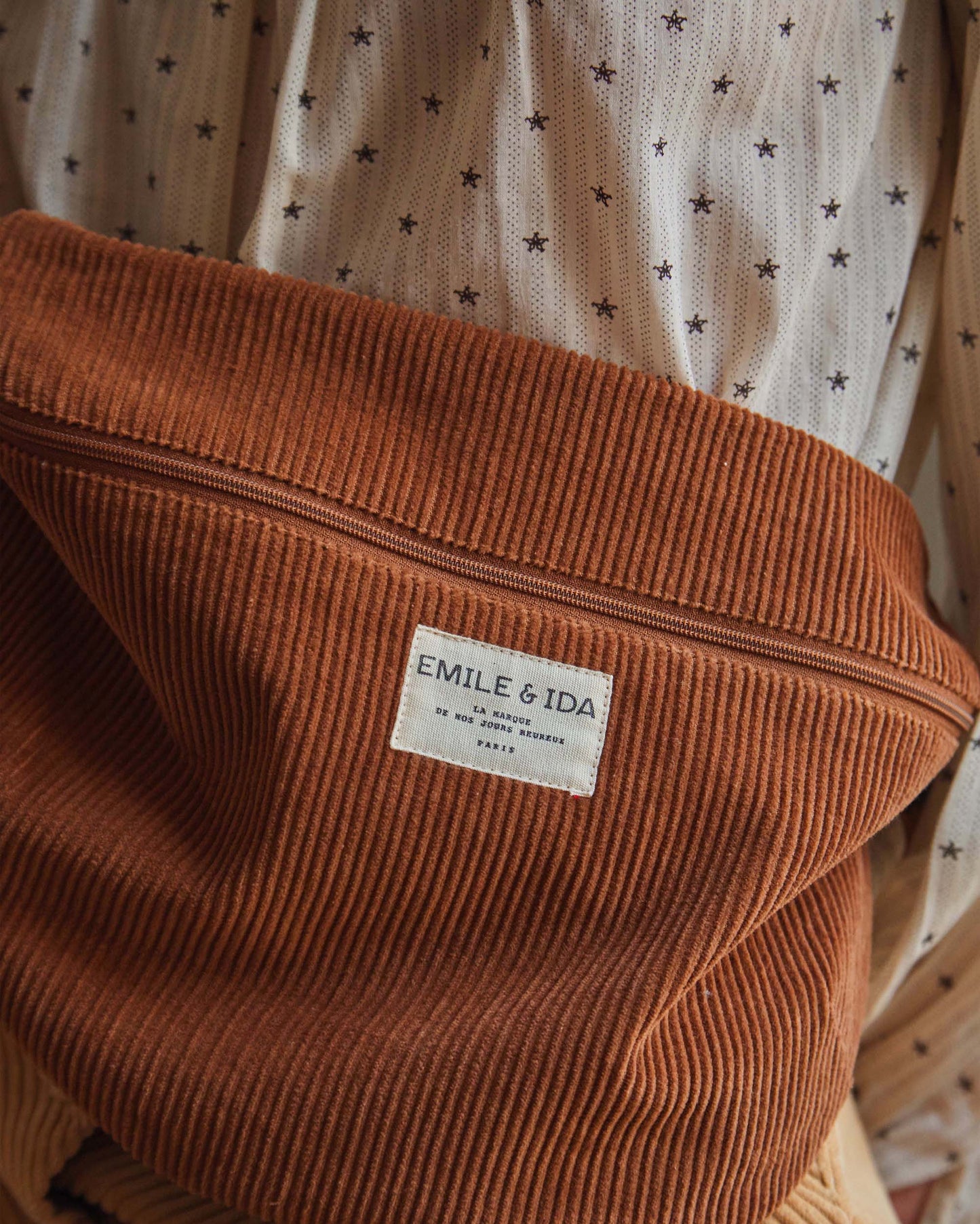Sac banane velours macadamia