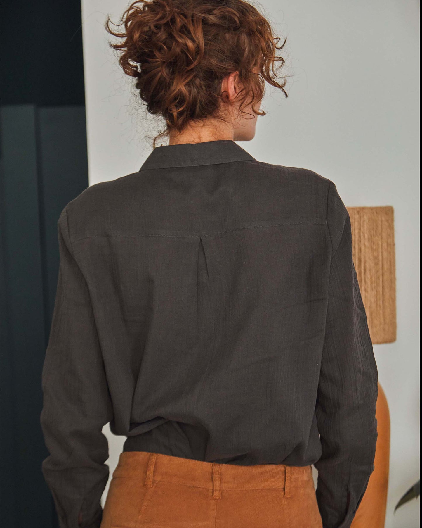 Chemise voile de coton bitume