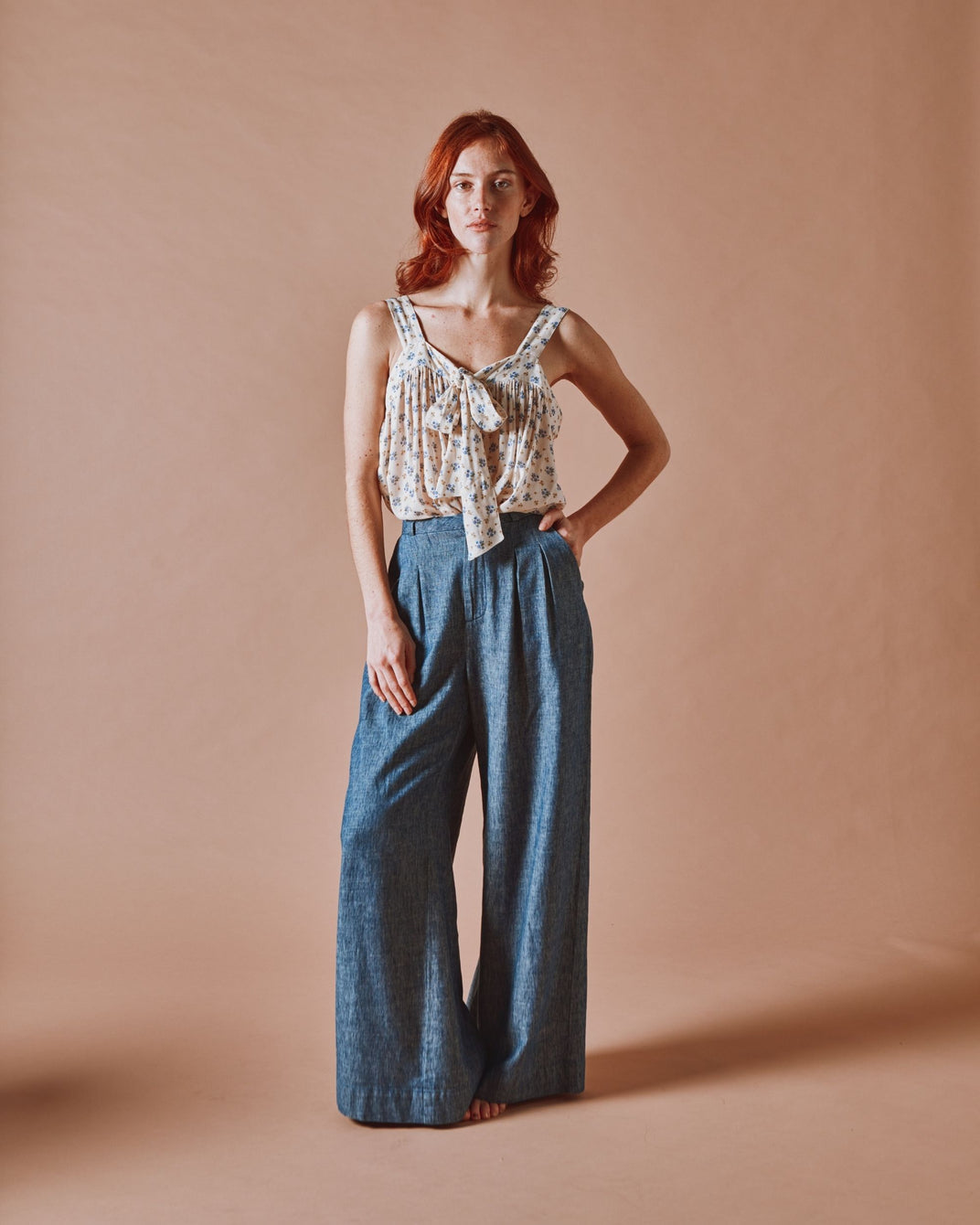 Top - Noeud fleuri bleuet