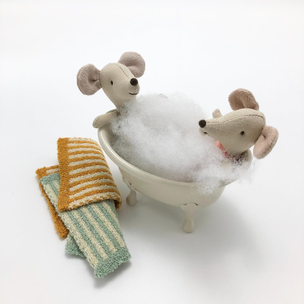 Baignoire en métal blanc 10cm - Maileg