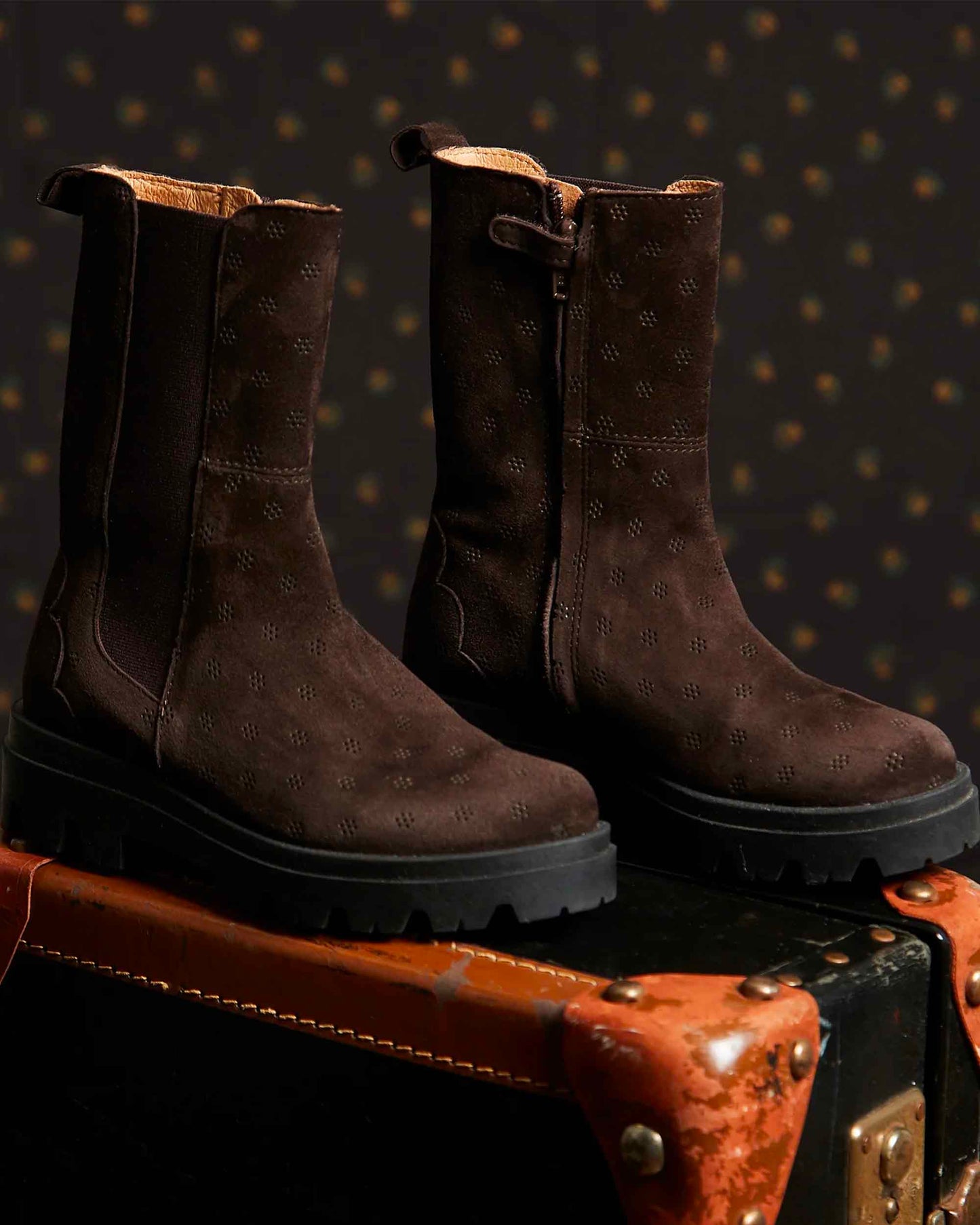 Boots cuir velours ajouré ébène