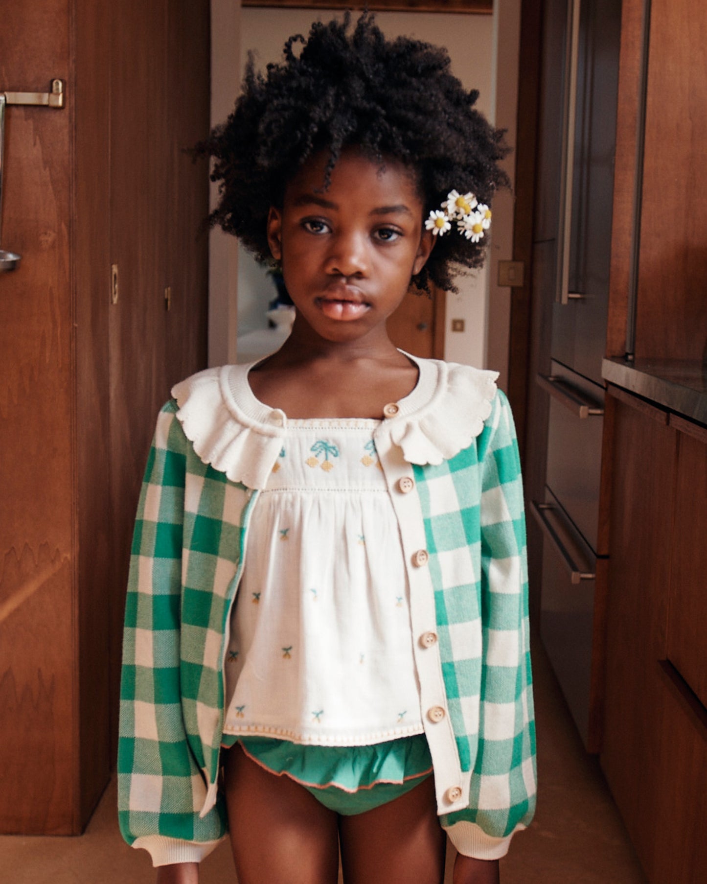 Girls' organic cotton cardigan in green gingham