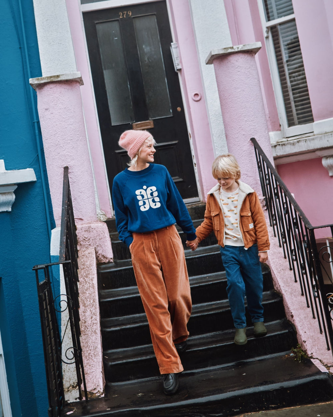 sapphire logo sweatshirt