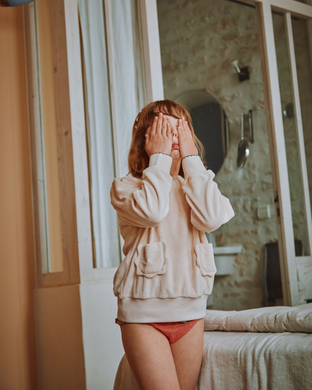 Sweat éponge poches fleurs crème