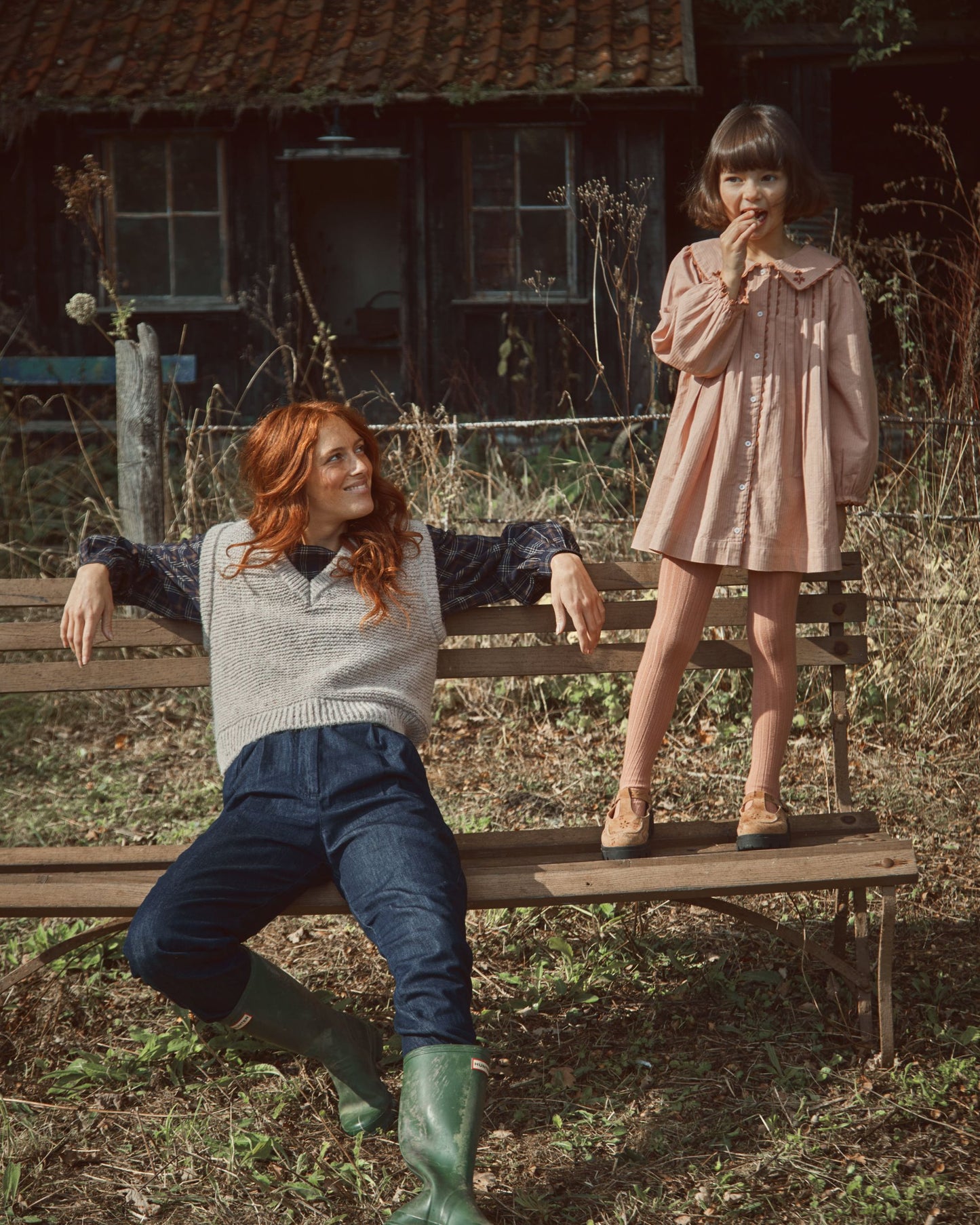 Robe vintage brodée poudre