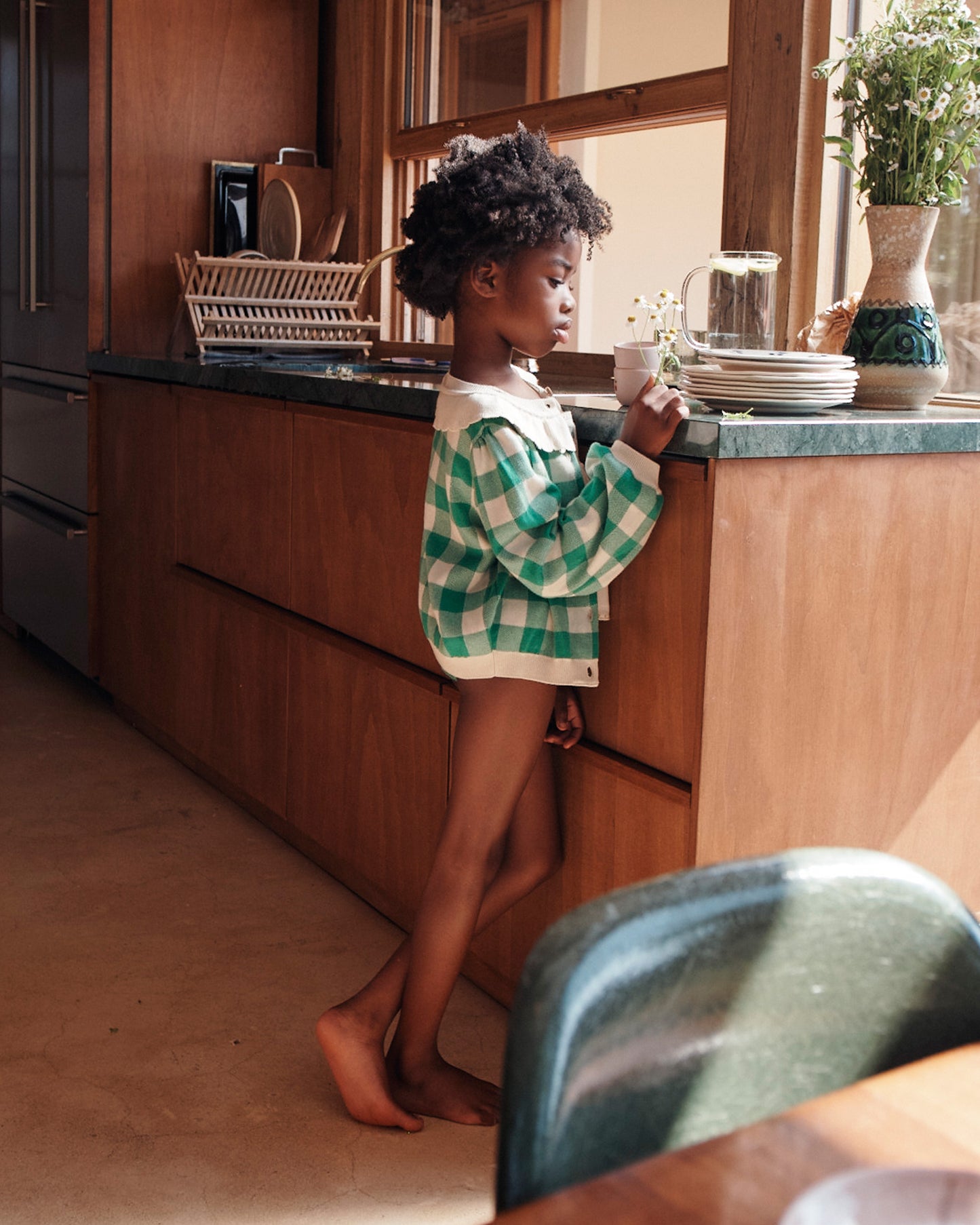 Girls' organic cotton cardigan in green gingham