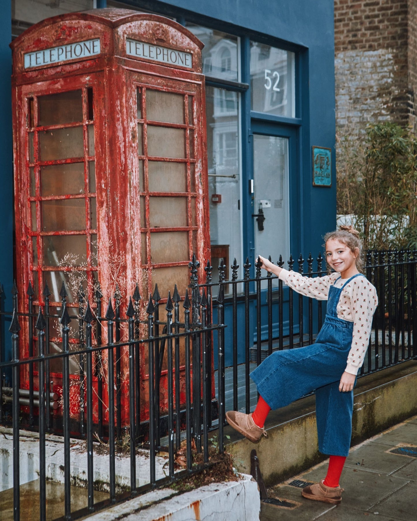 sweatshirt with all over poppy brioche print