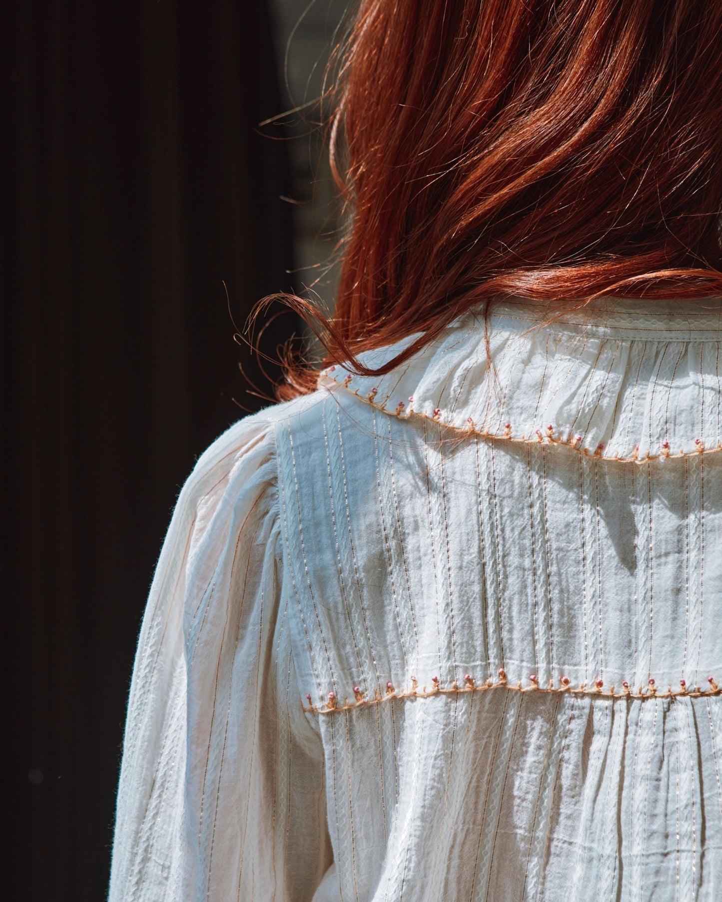 Blouse lurex à perles écru