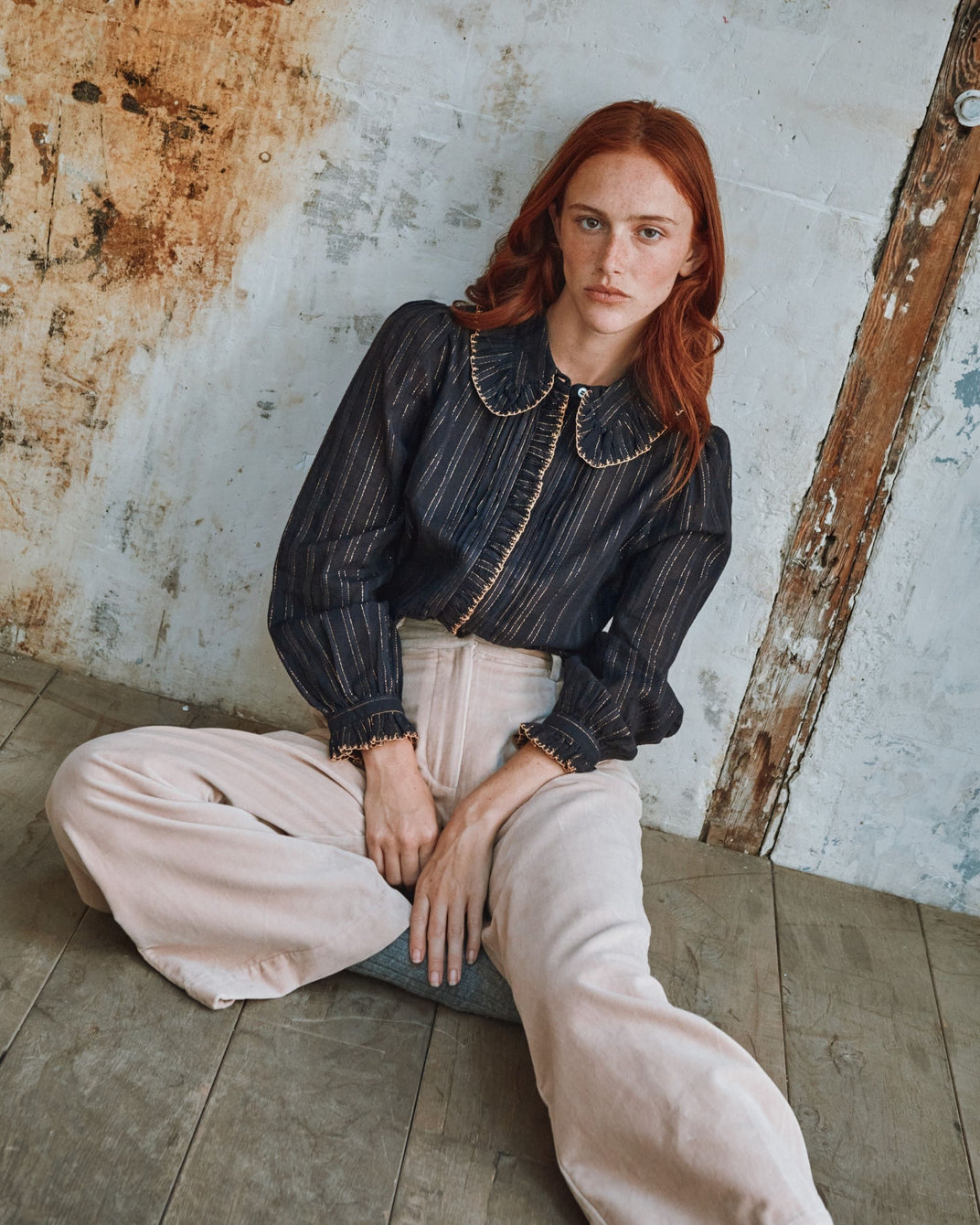 Blouse lurex à perles bleu marine