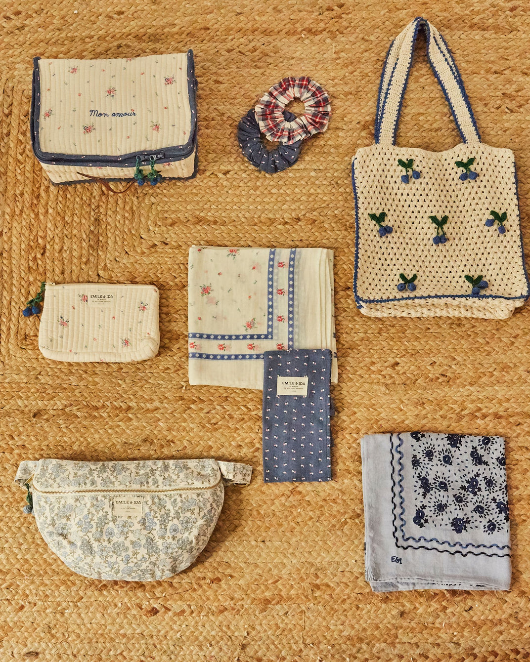 Cabas - Crochet écru cerises bleues