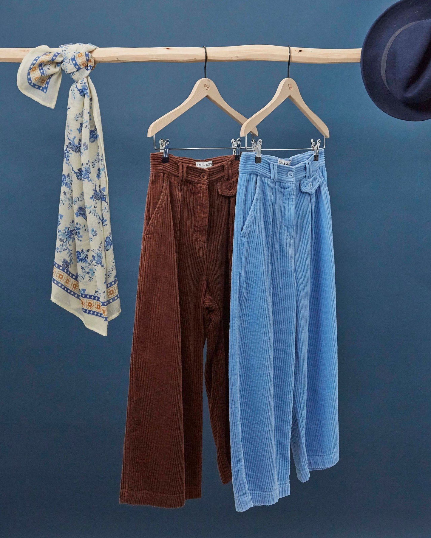chestnut velvet shorts