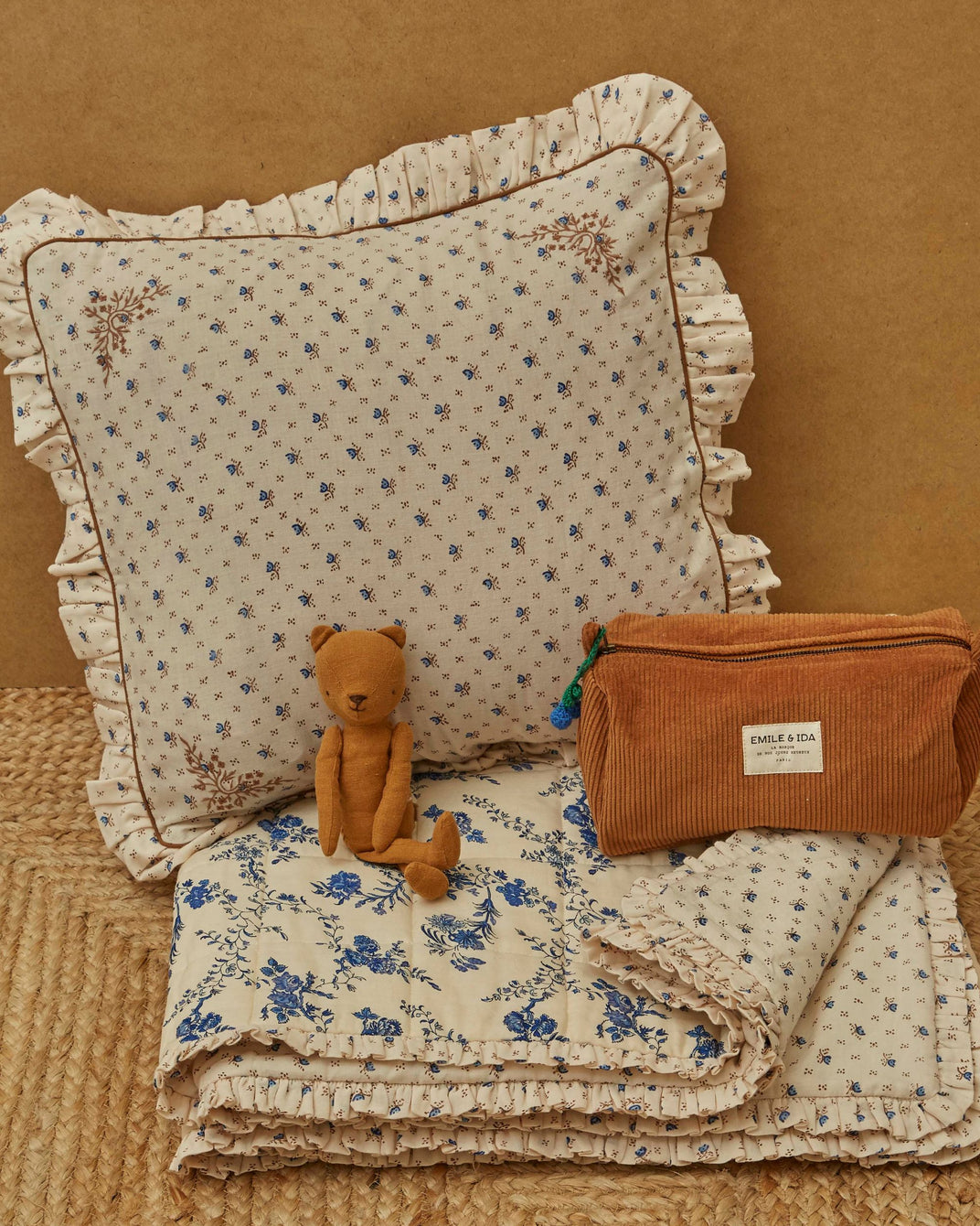 Trousse de toilette velours caramel