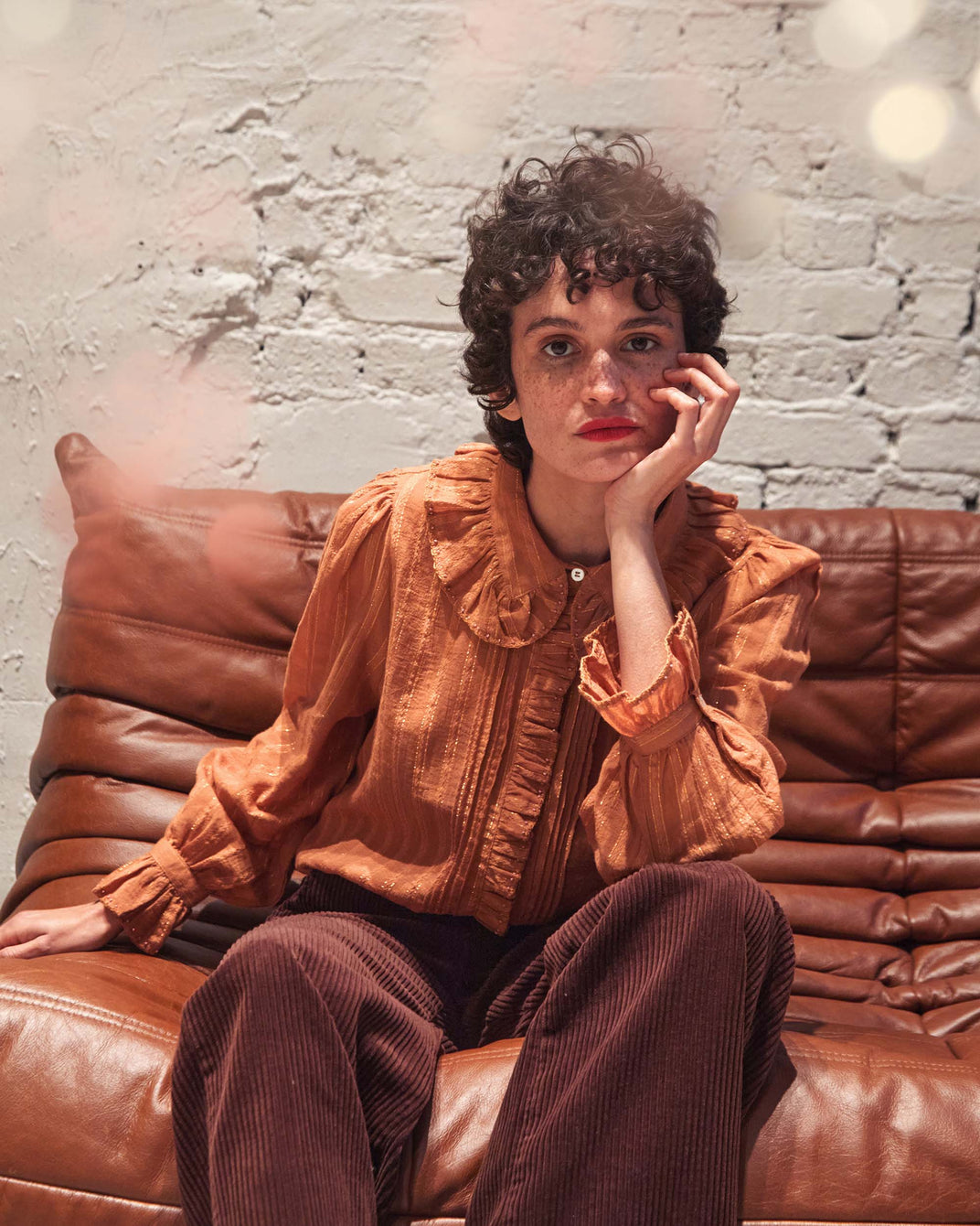 Caramel lurex blouse with pearls