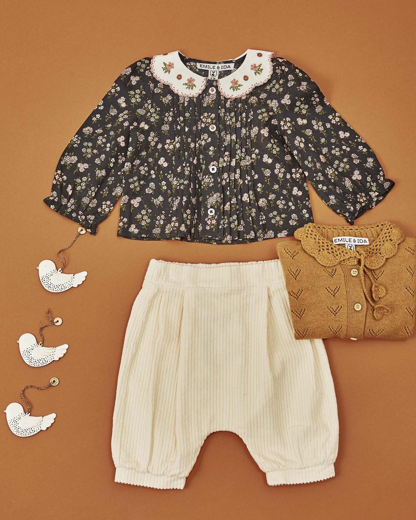 Cardigan col crochet caramel