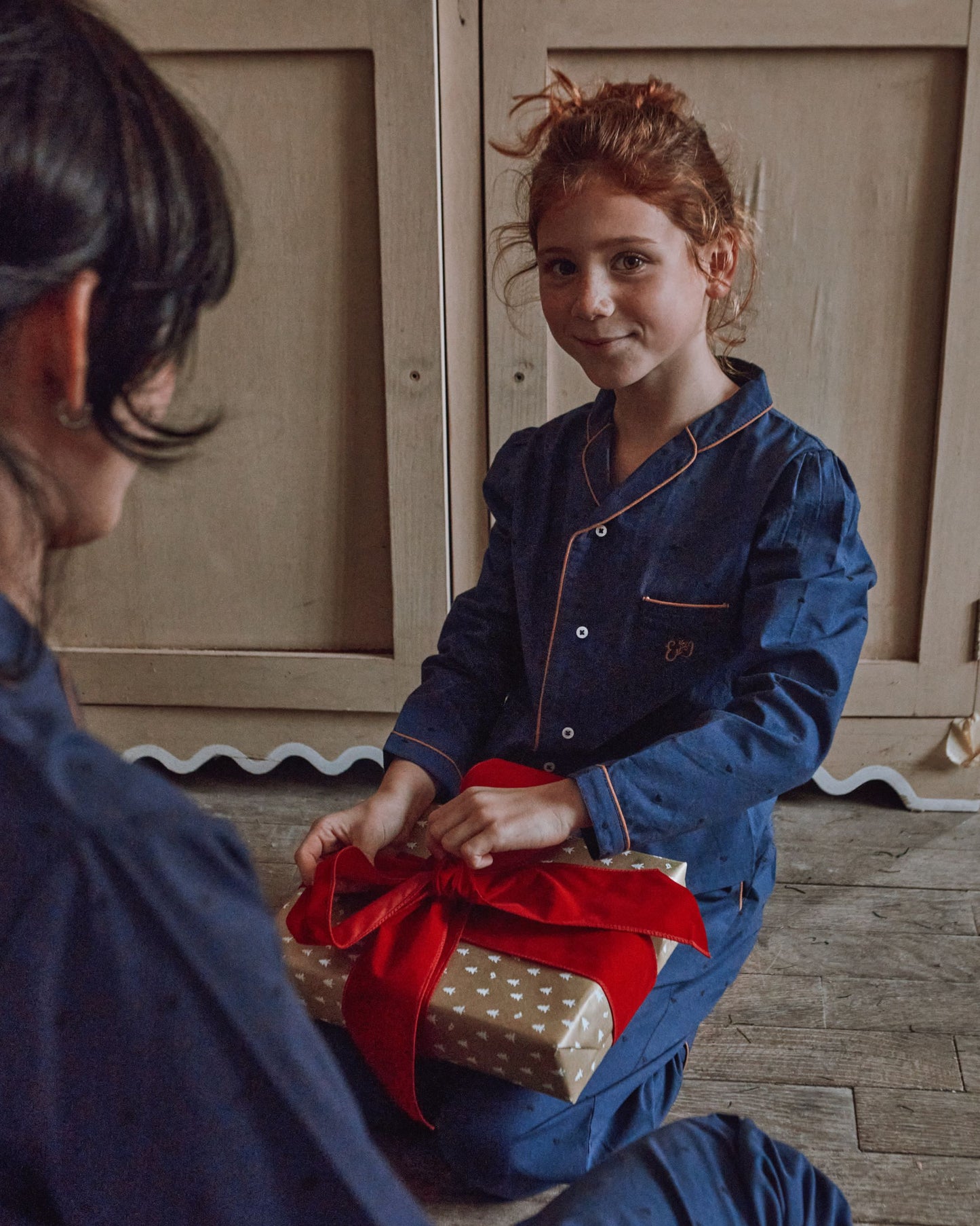 Pyjama fille coeurs brodés navy