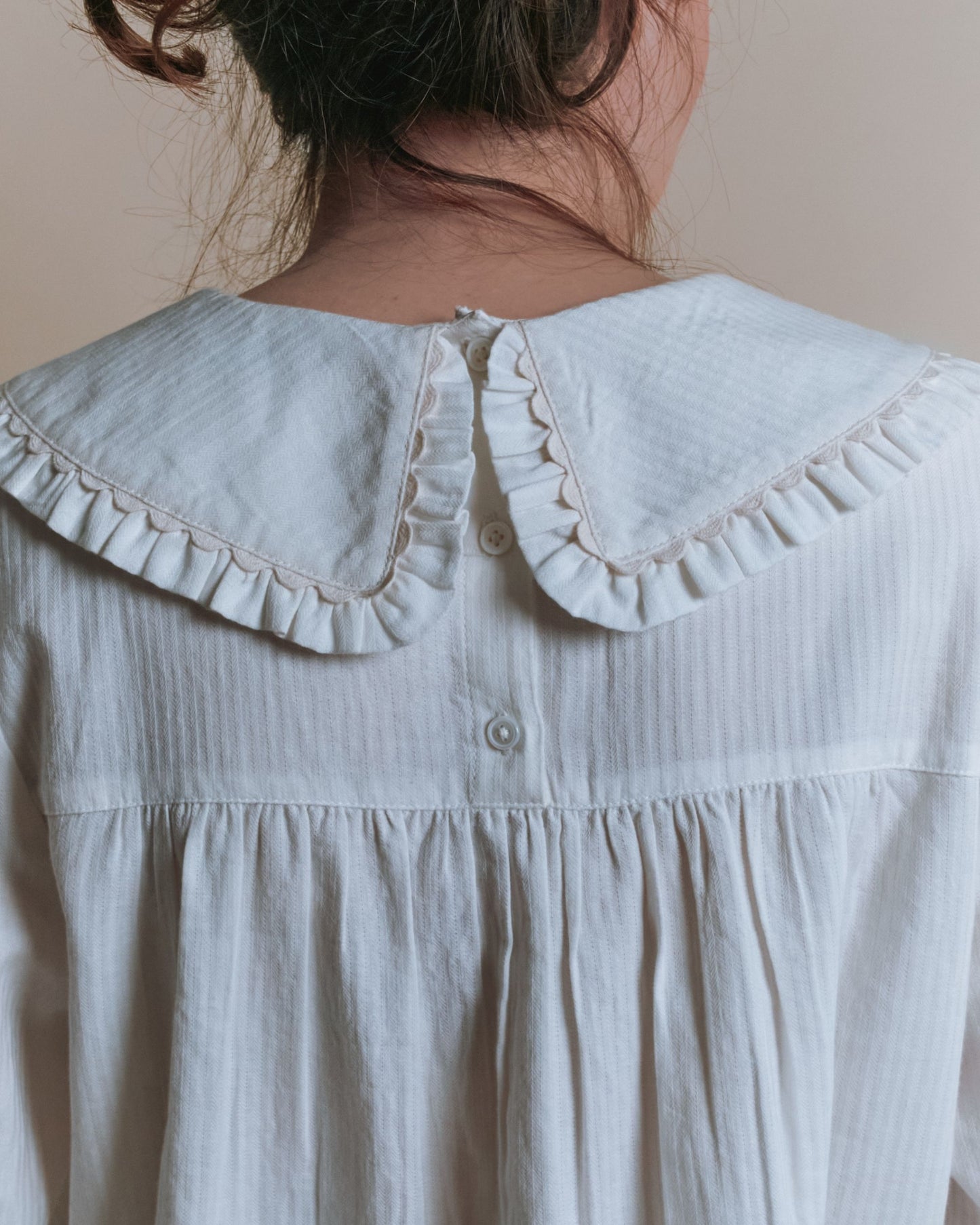 Blouse - Grand col brodé point de croix écru