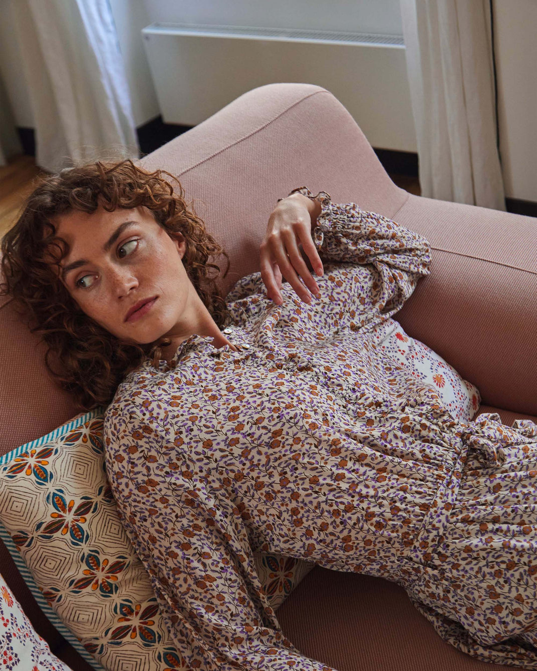 Robe campanule marron et violet