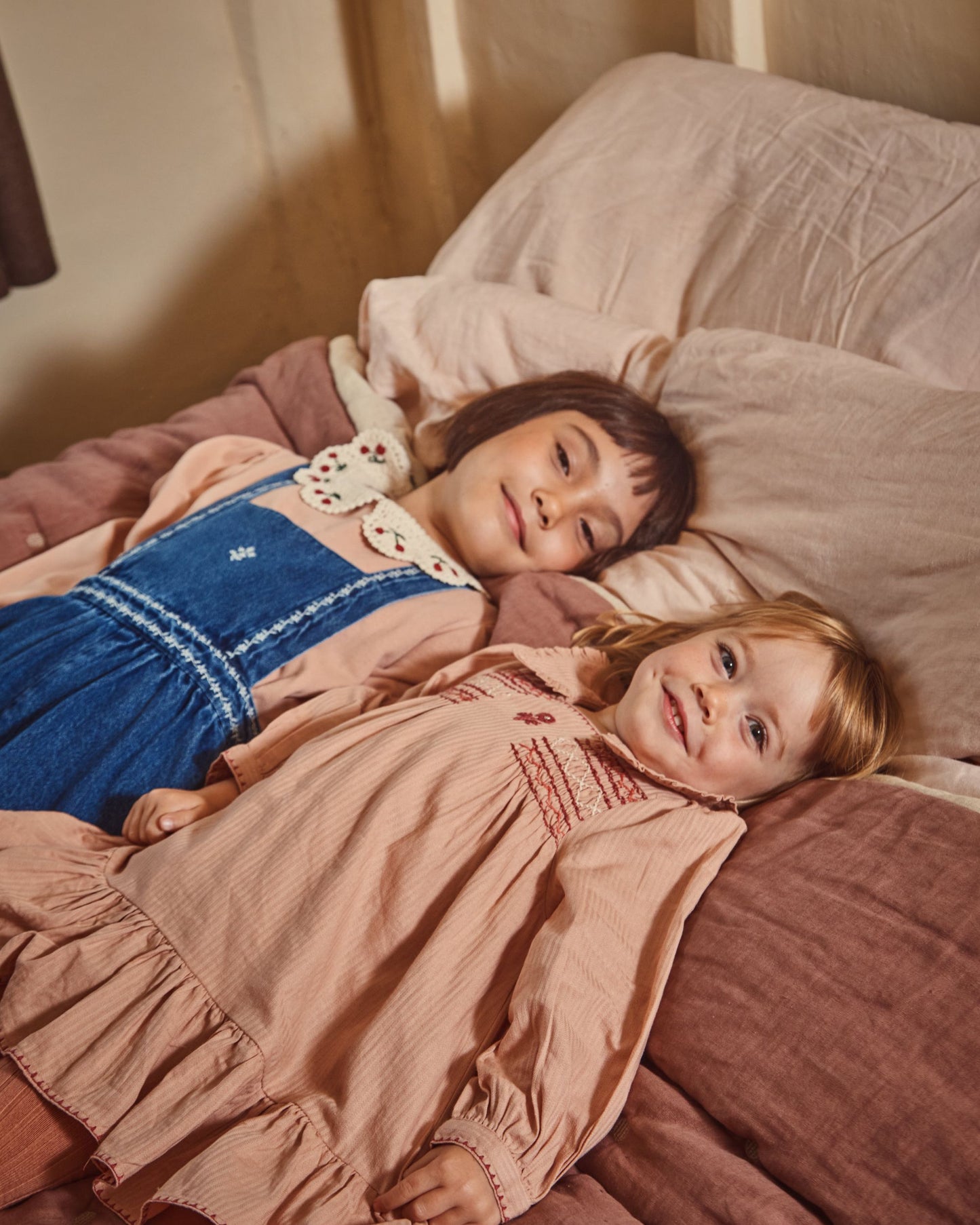 Sweat coton bio col brodé blush