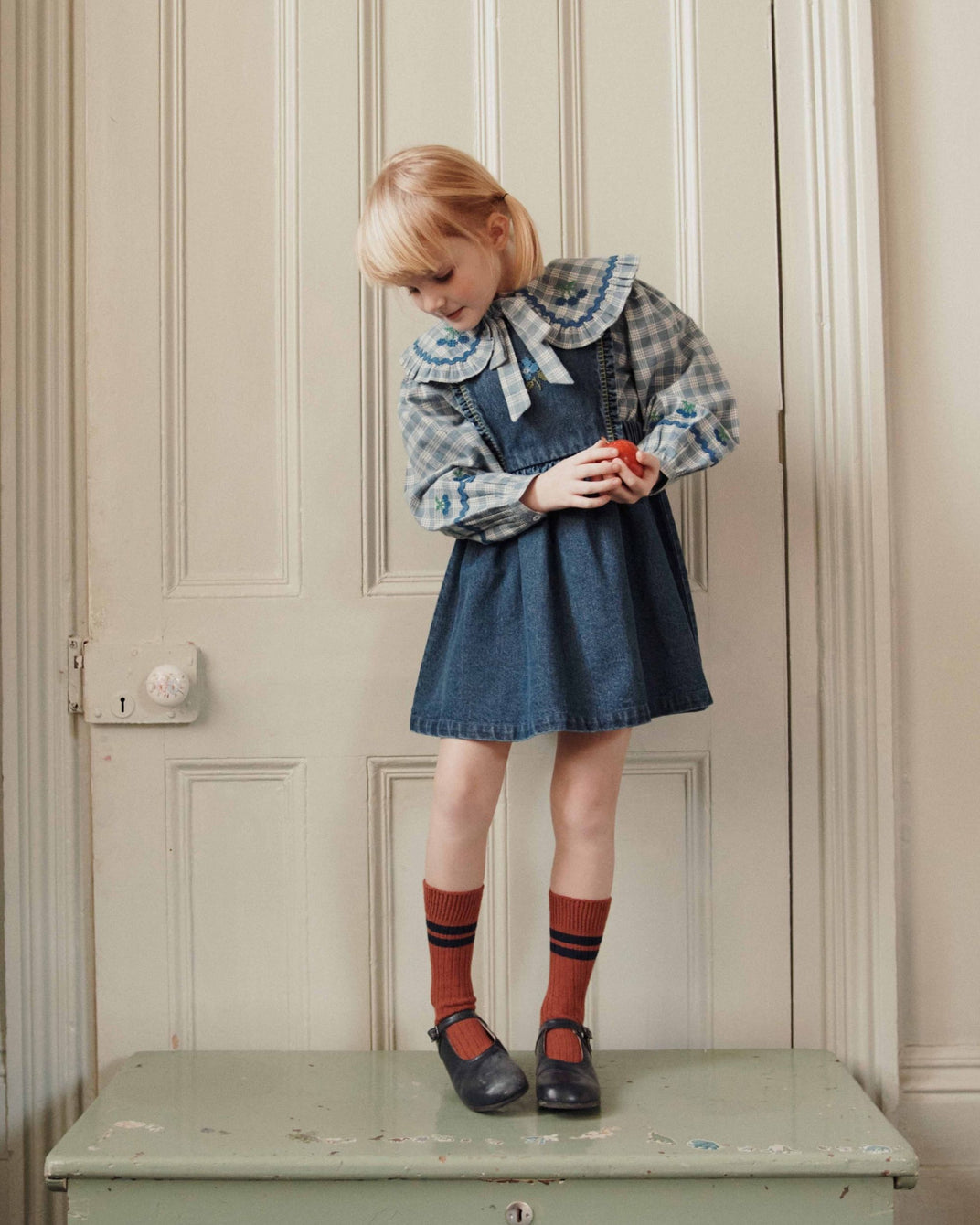 Robe tablier - Brodée denim bleu