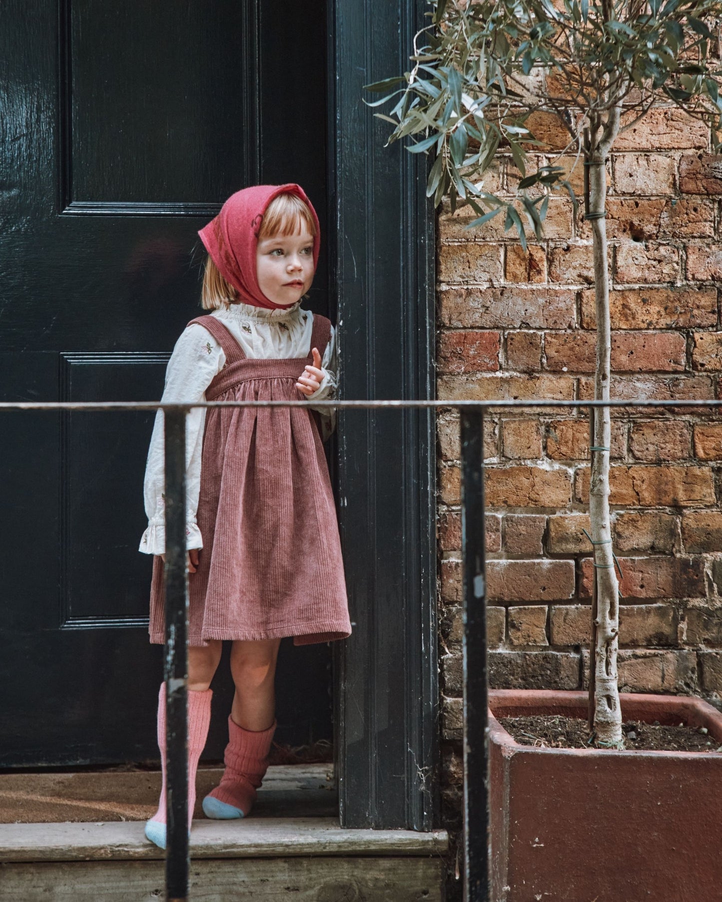 Robe à bretelles velours cotelé violine