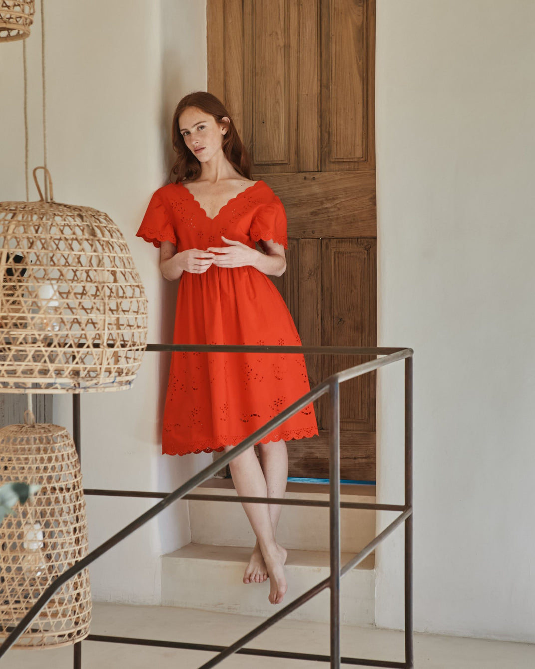 Robe - Festonnée broderie anglaise rouge