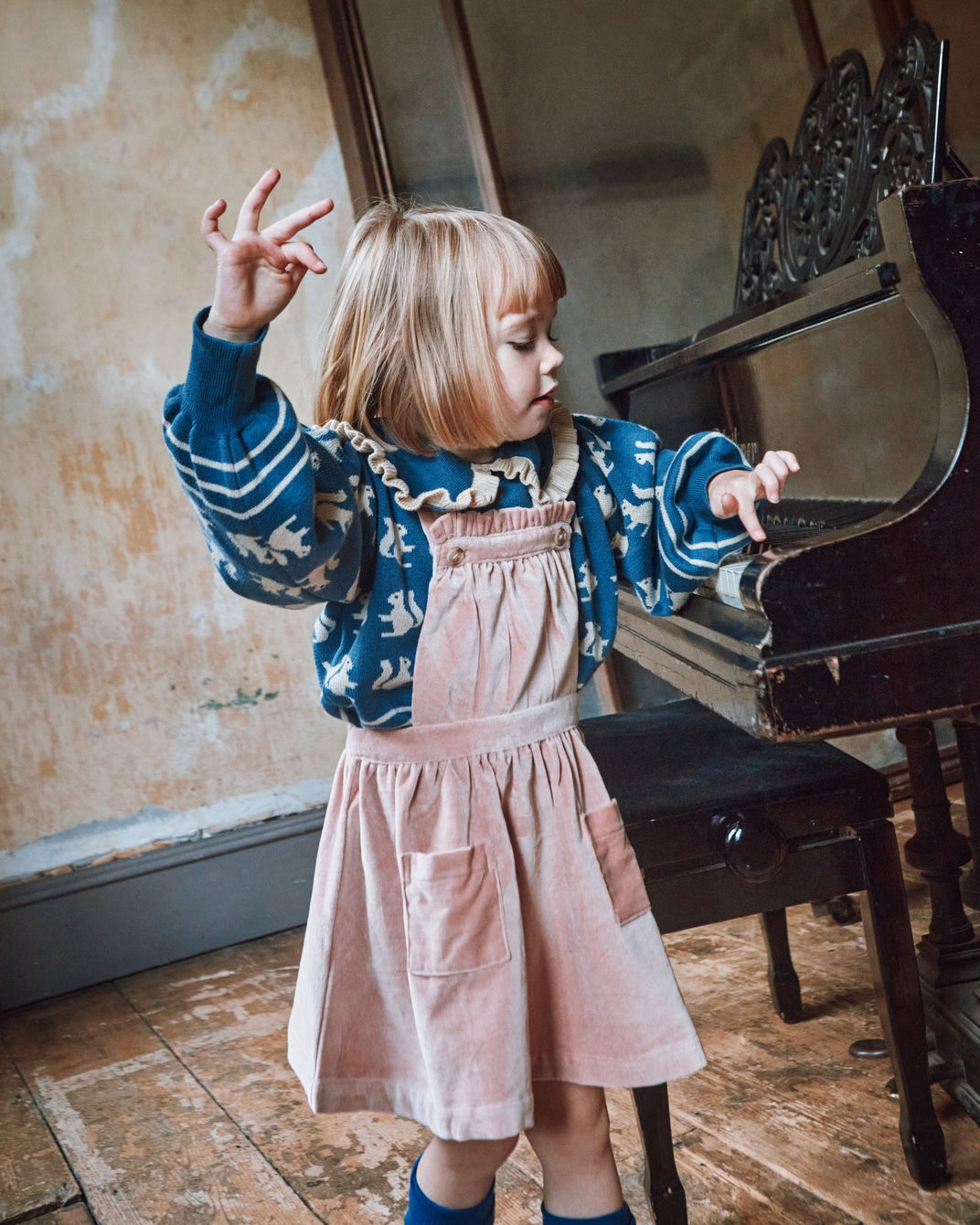 Robe salopette velours rose
