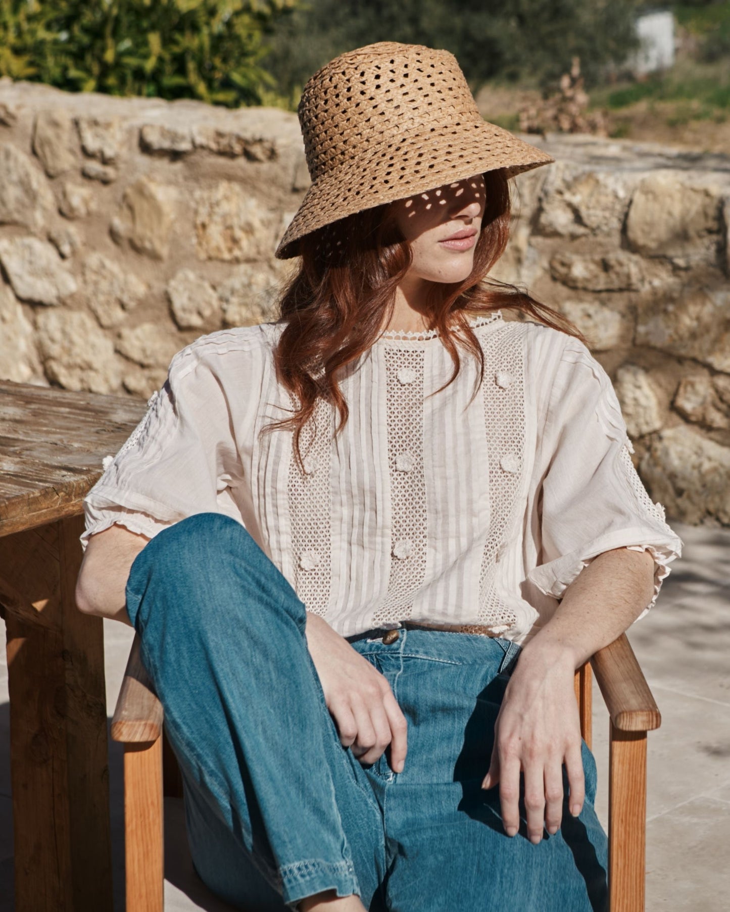 Blouse - Dentelle brodée crème rosé