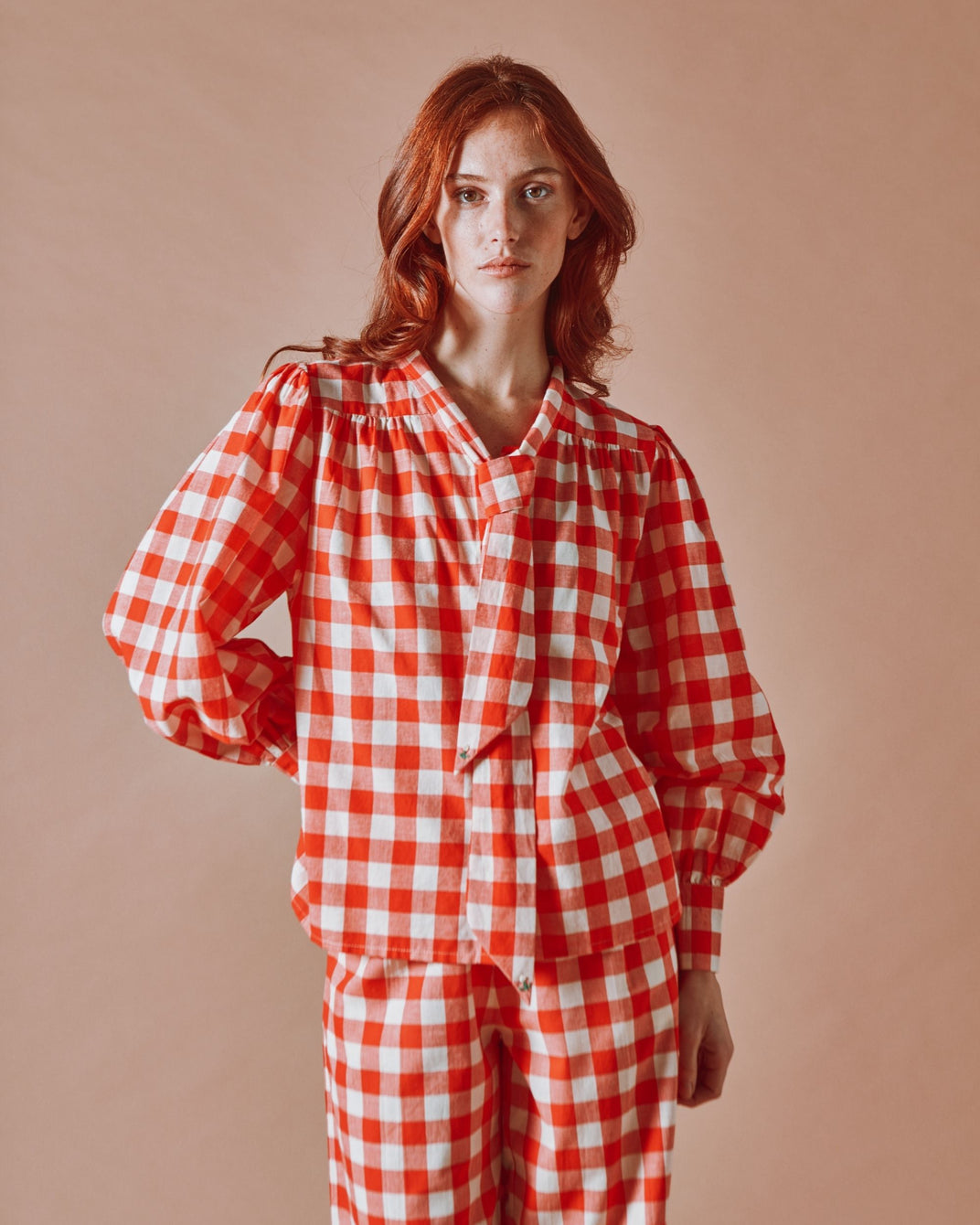 Blouse - Col lavalière vichy rouge