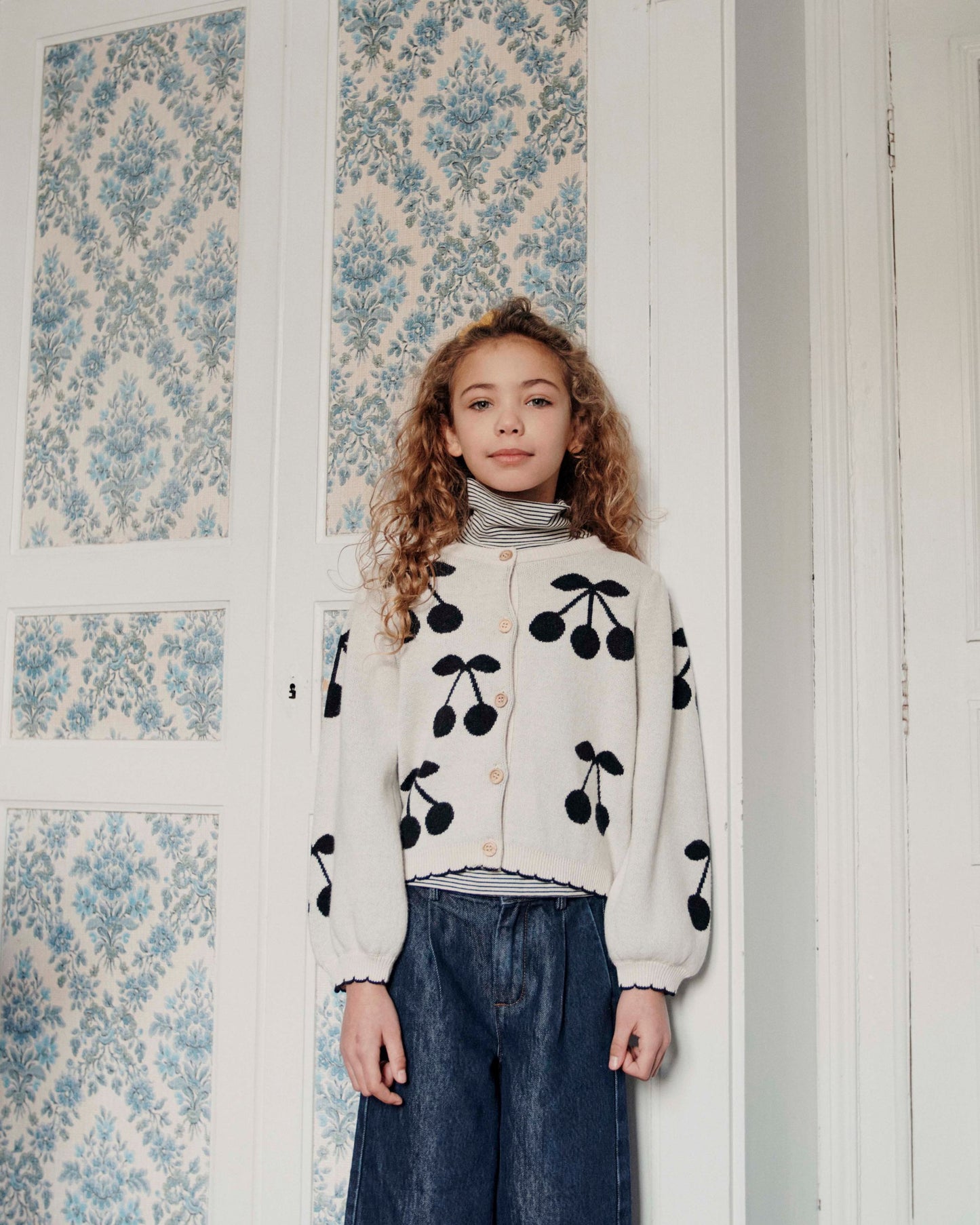 Cardigan fille jacquard cerises écru