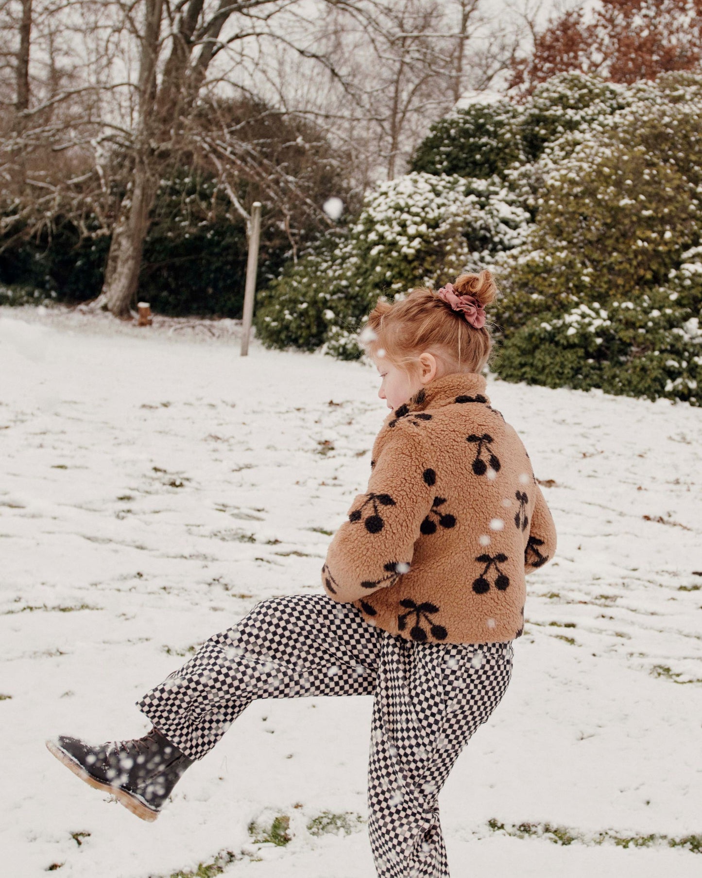 Manteau enfant cerises sherpa caramel