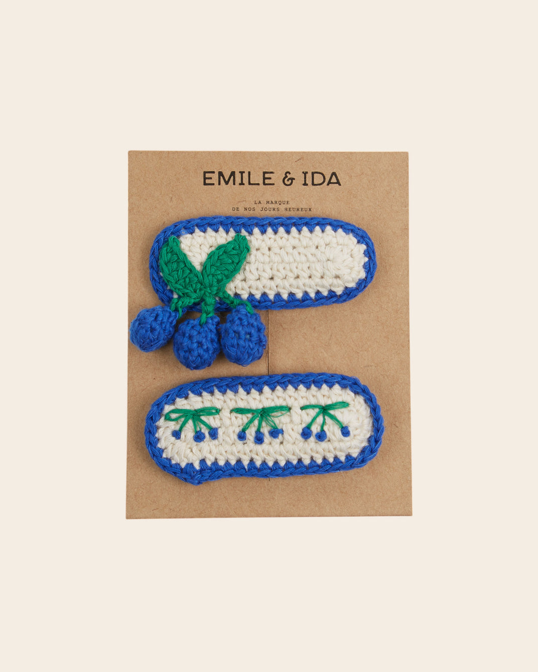 2 barrettes cerise en crochet bleu