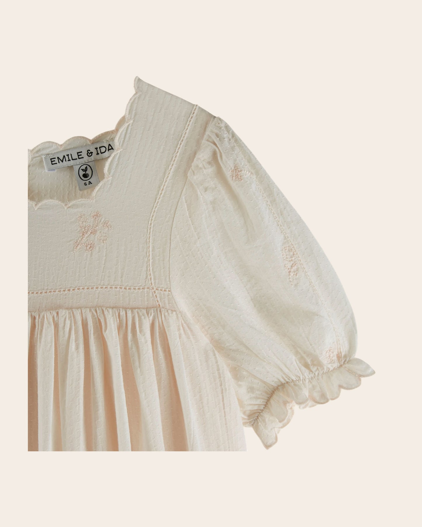 Robe - Brodée texturée écru