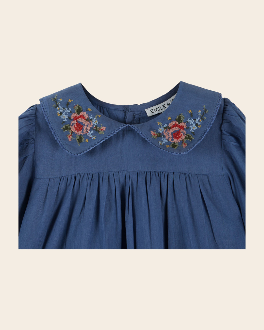 Robe - Brodée point de croix bleu