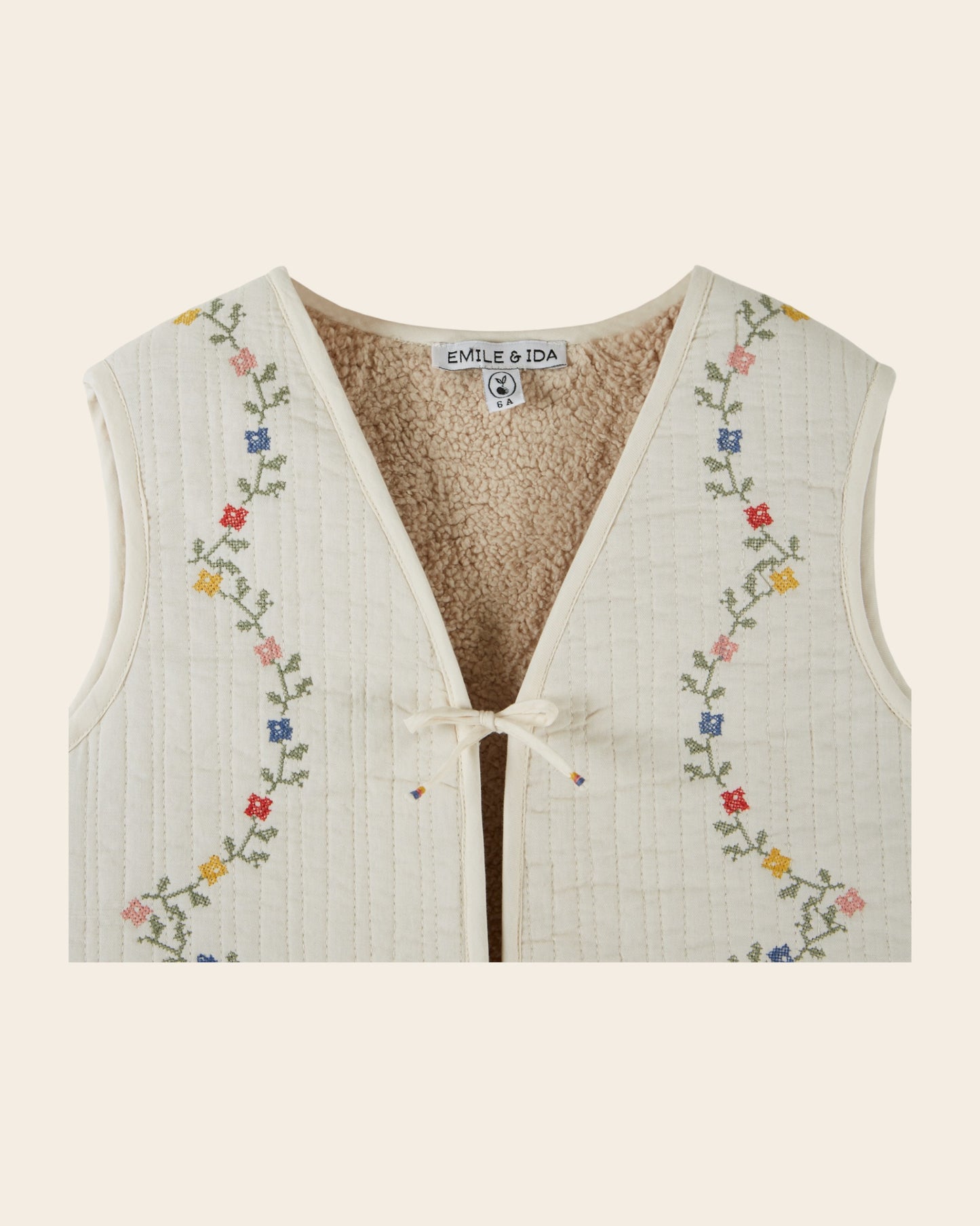 Veste sans manches - Matelassée brodée écru