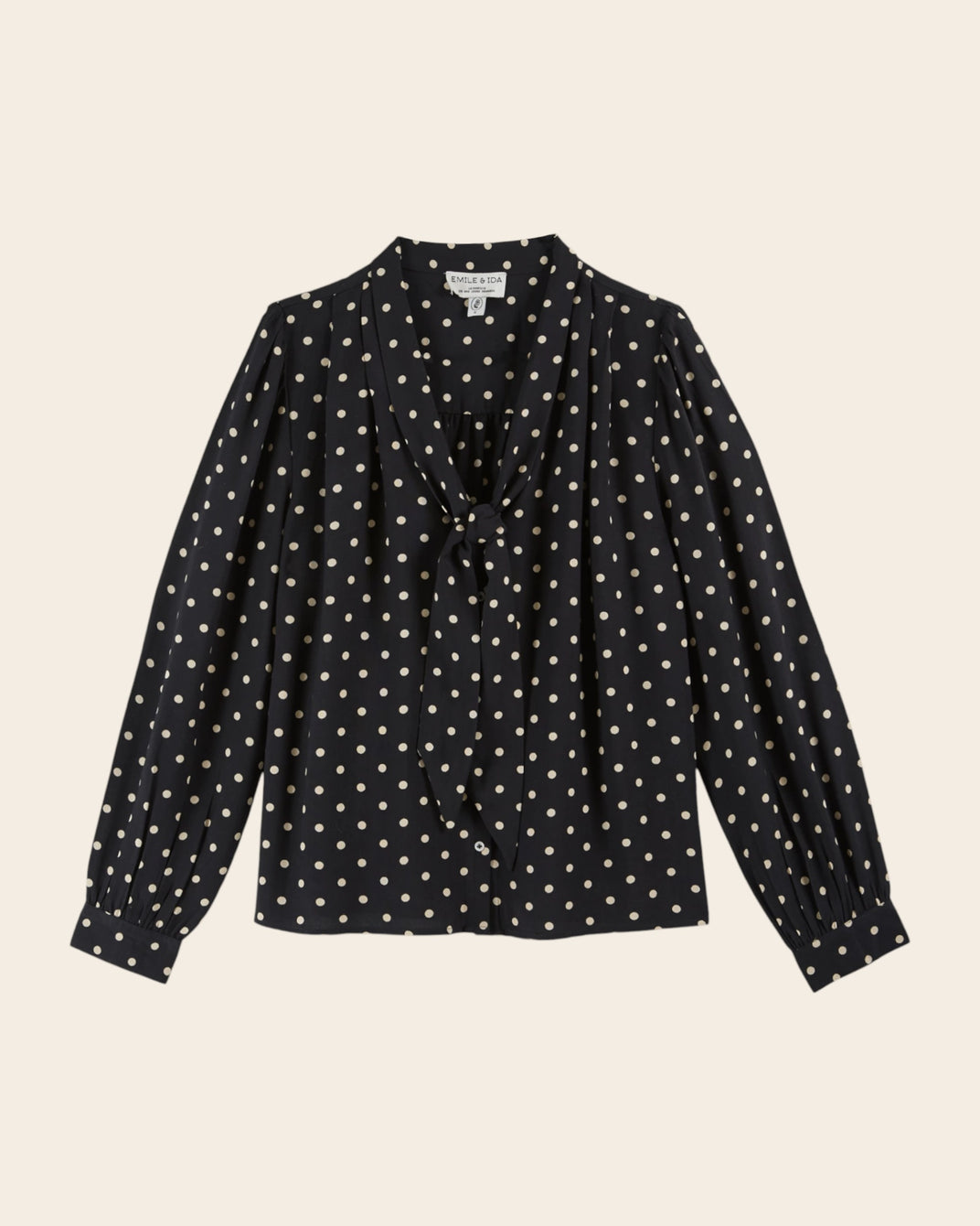black polka dot collar blouse