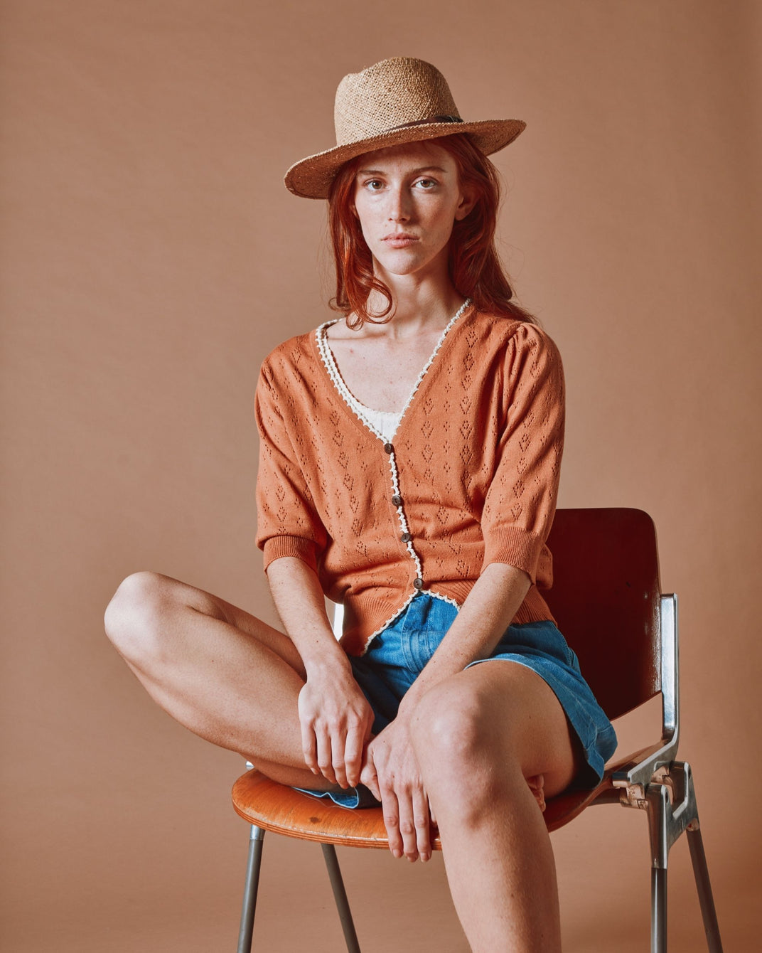 Gilet - Ajouré tulipes marron