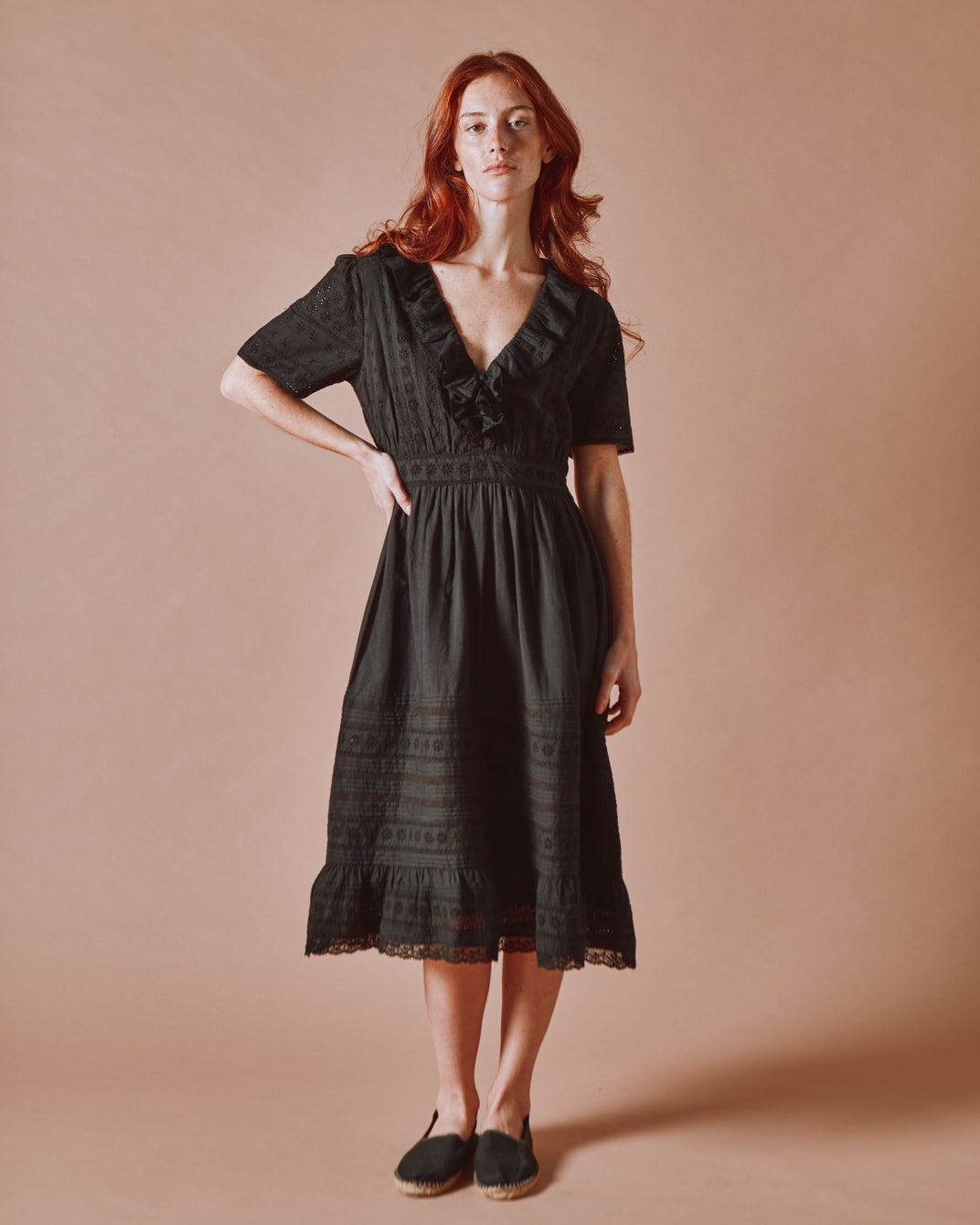 Robe midi - Brodée noir