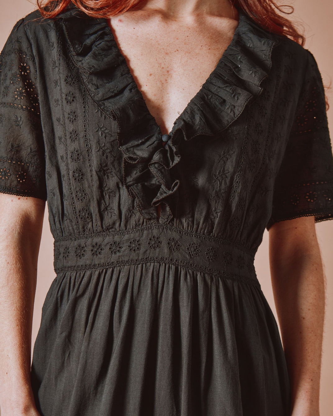 Robe midi - Brodée noir