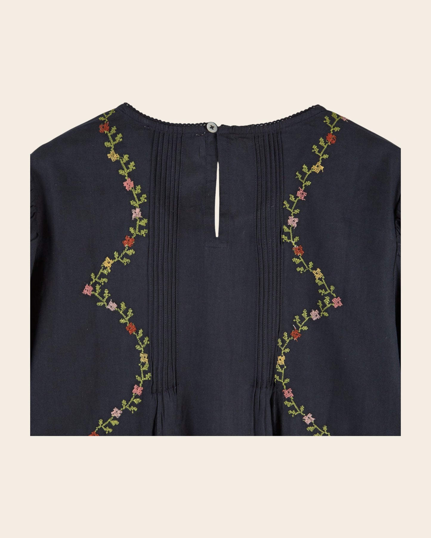 Blouse - Brodée point de croix noir