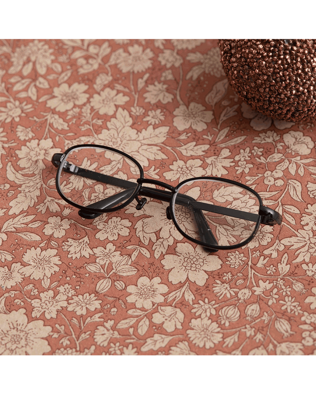 doll glasses - minikane